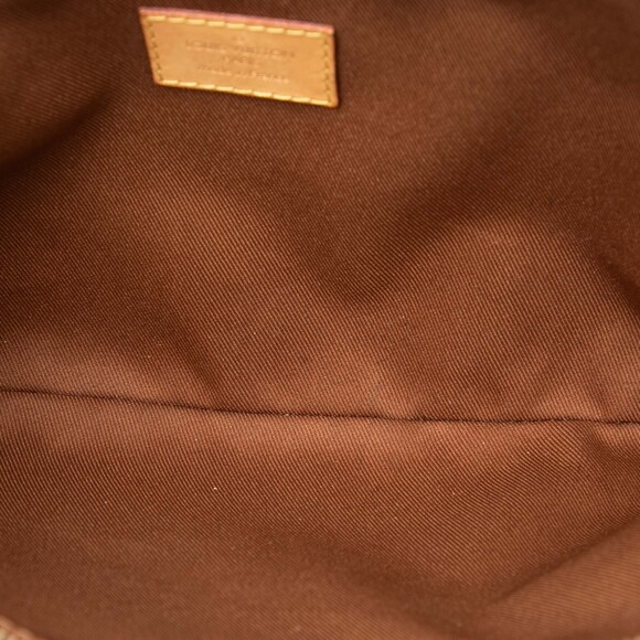 Pre-Loved Louis Vuitton Monogram Etui Voyageur PM - Picture 4 of 8